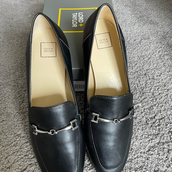 New with Box Lord&Taylor Black Leather Loafer Shoe - Picture 5 of 7